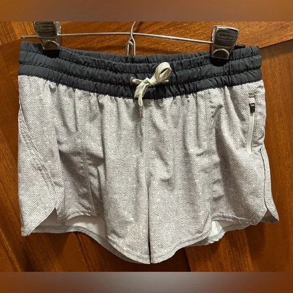 Vuori Running Shorts - Picture 1 of 4